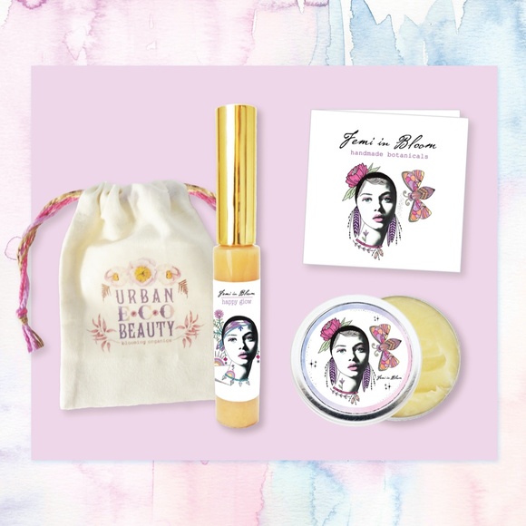 Organic Lip Boost and Rescue Treatment Kit / Manuka Lip Gloss & Healing Lip Balm - Picture 3 of 16